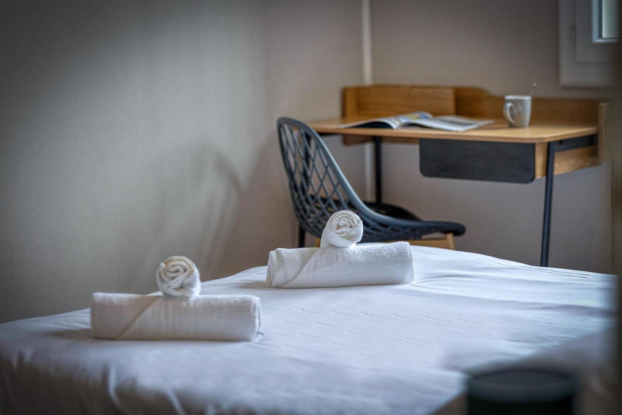 Le Liberation - Hotel Lesdigueres - Rocade Grenoble Kültér fotó